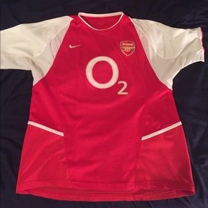 Arsenal F.C. Throwback O2 jersey