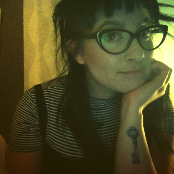 Meet your Posher, Jordan - Picture 2 of 2