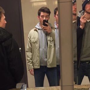 Meet your Posher, Tom