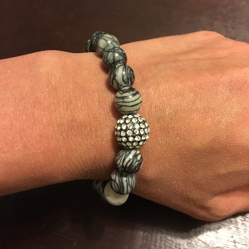 Black and silver beaded bracelet