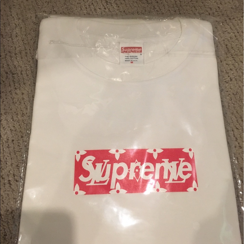 Louie Vuitton Box logo tee