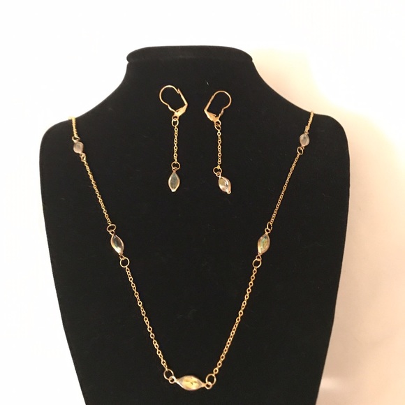 Sidlee Jewelry Jewelry - Gold Crystal/Gold Handmade Necklace & Earring Set