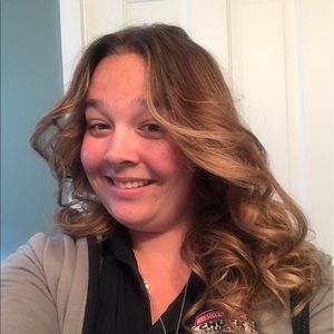 Meet your Posher, Abbey