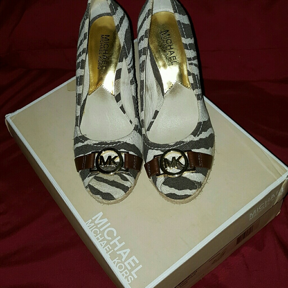 Michael kors shoes 5.5