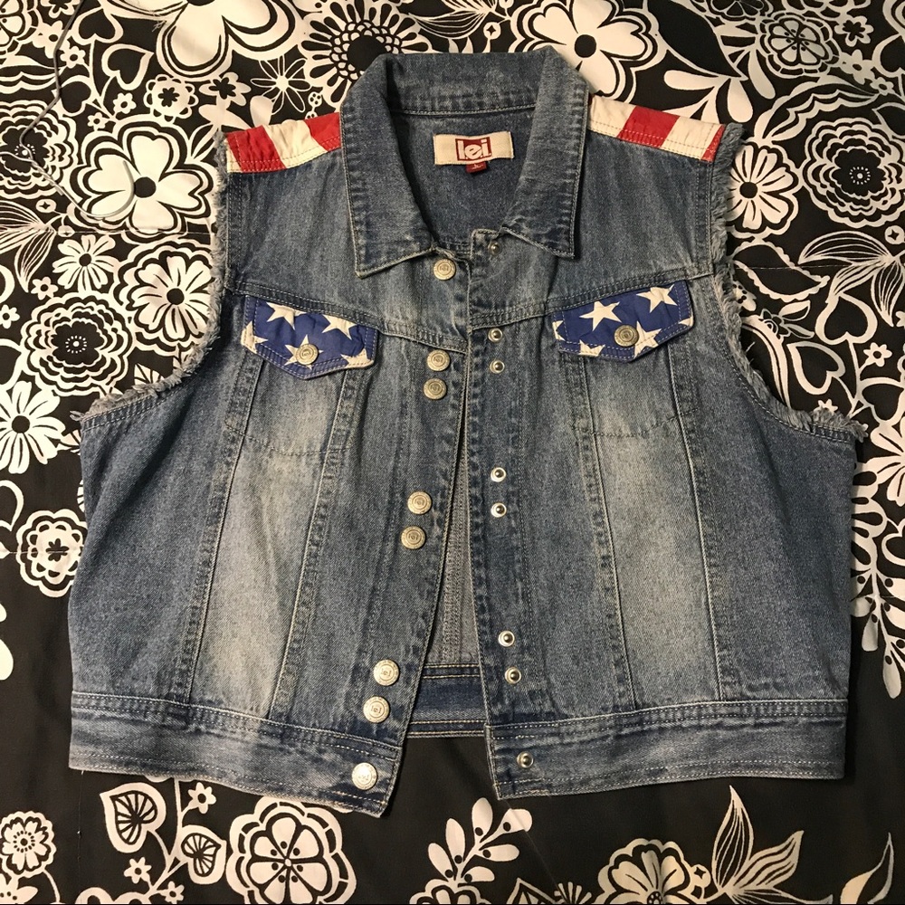 Jean Vest