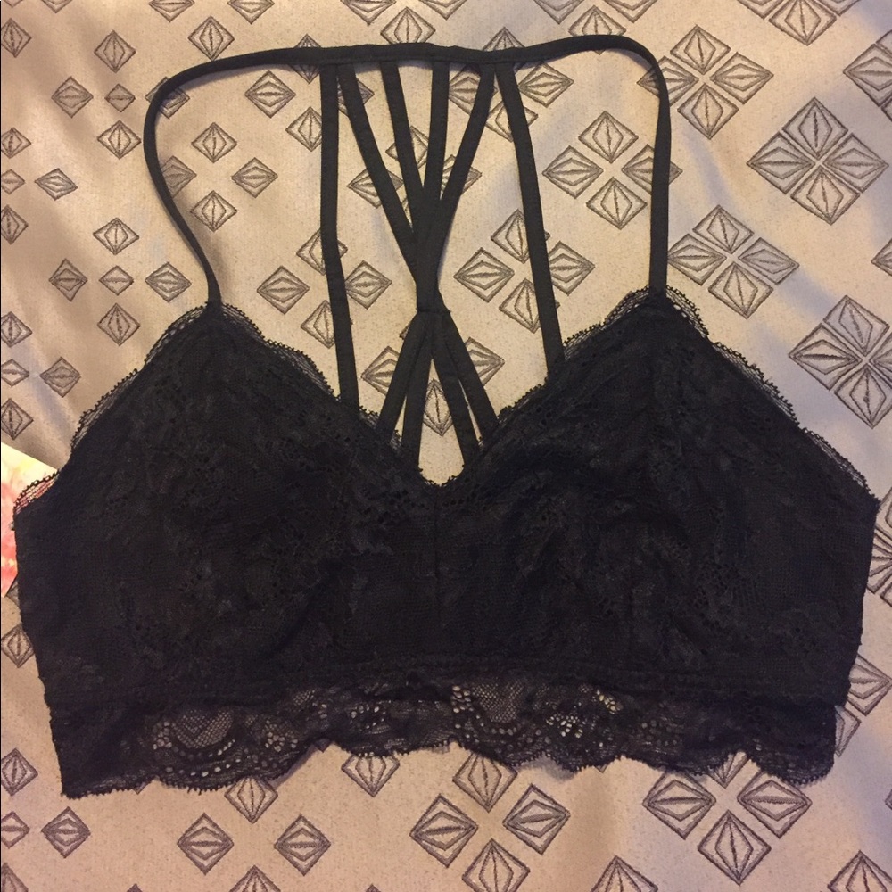 NWT! Black lace bralette / bandeau