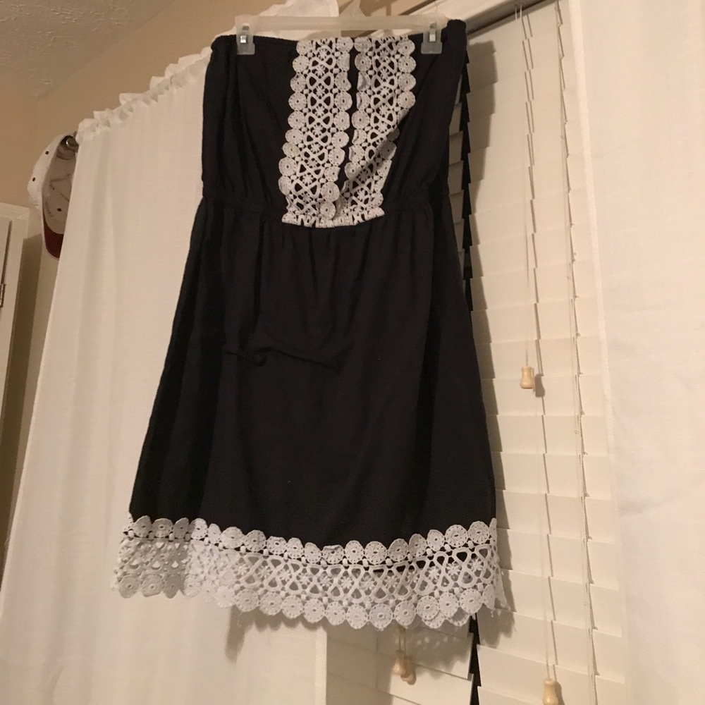 Strapless dress