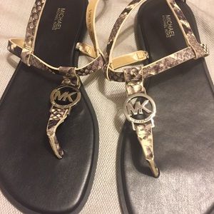 ON HOLD (24hrs) PLEASE DO NOT BUY Michael K shoes