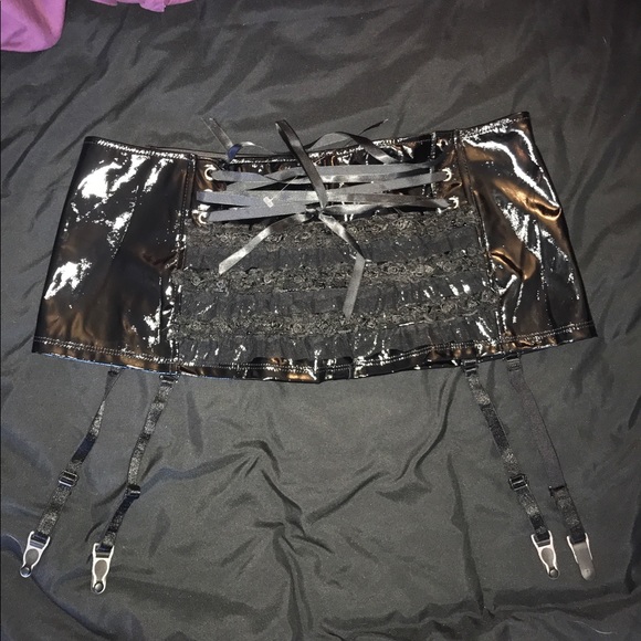 Vintage lip service vinyl mini skirt with garters - Picture 1 of 1
