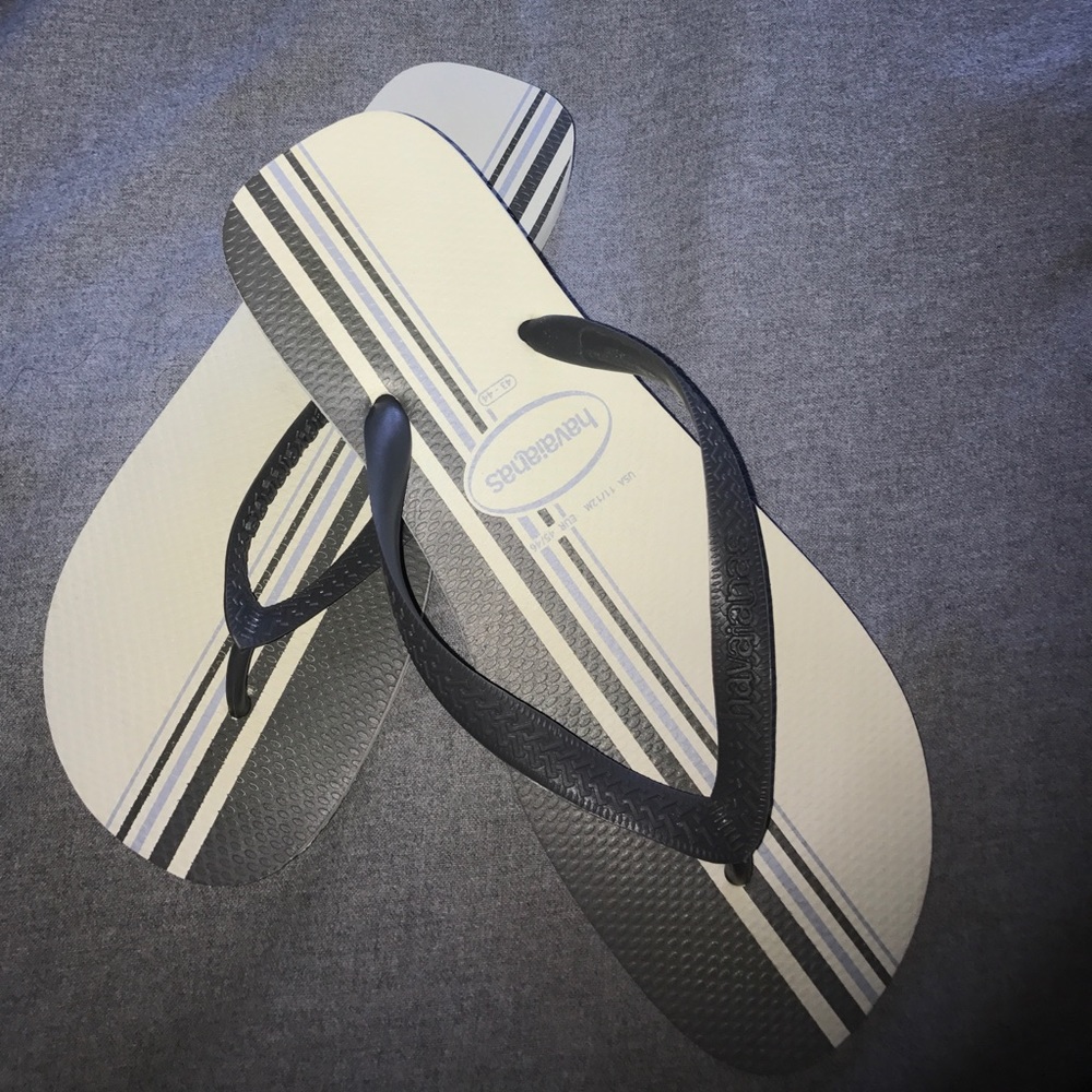 NEW! Men's Havaianas sandals - perfect for summer!