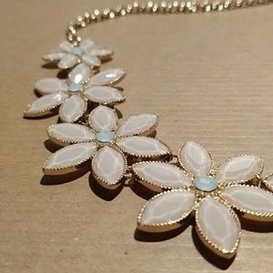 No label gold pink flower statement necklace