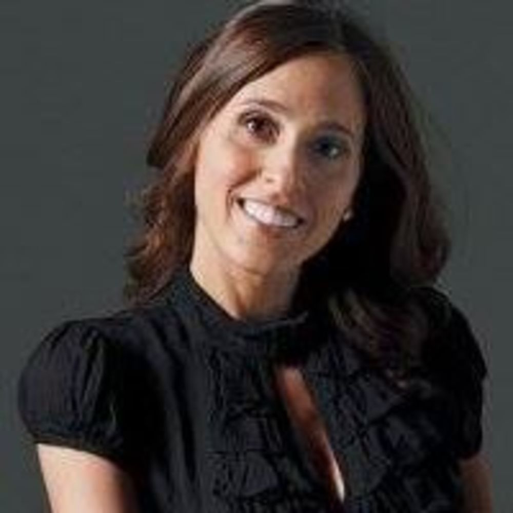 Meet your Posher, Hilary