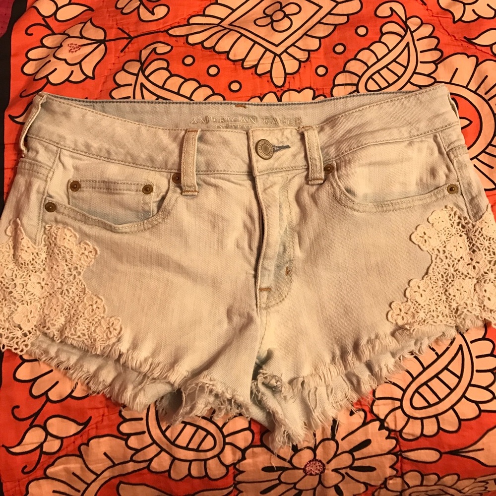 Denim American Eagle lace shorts
