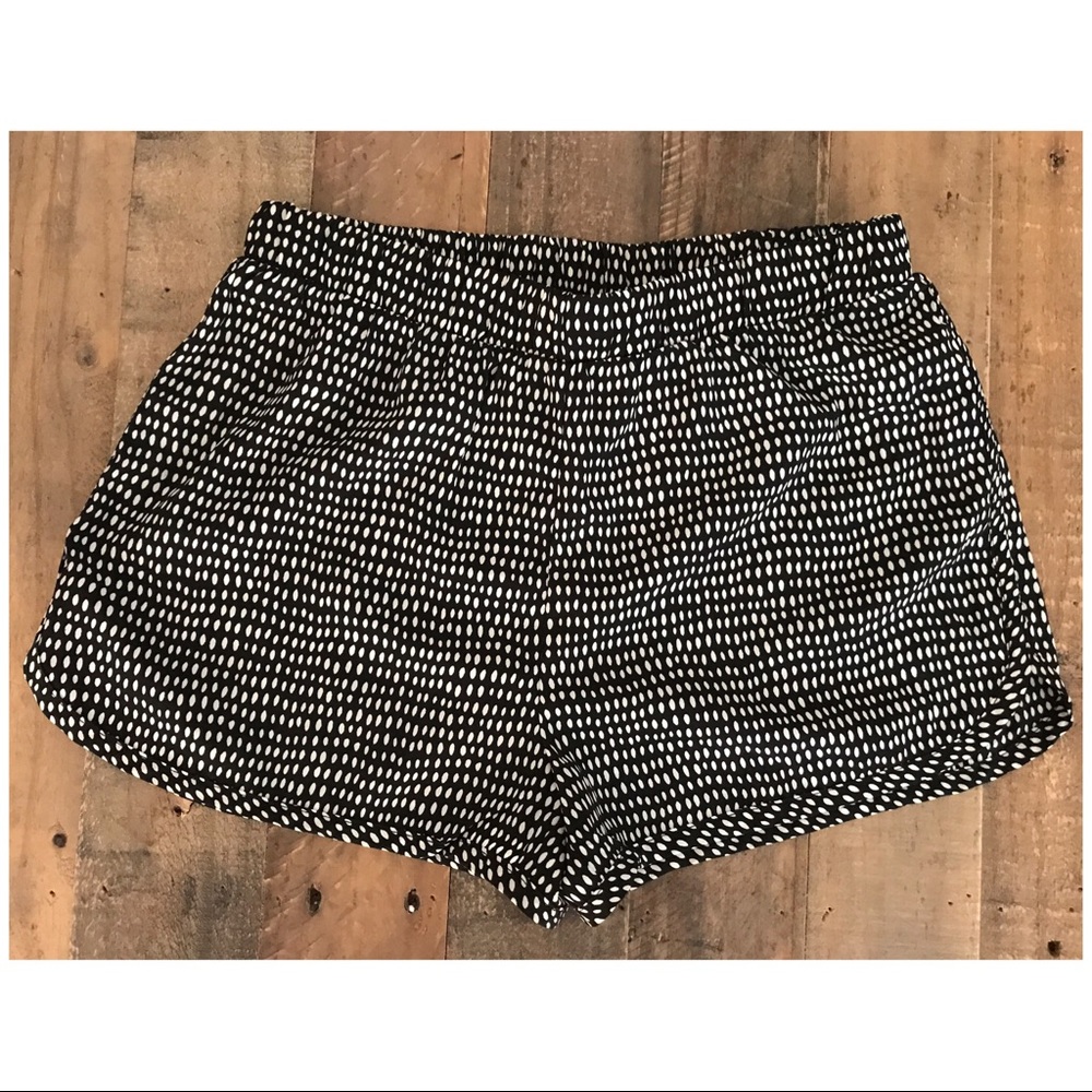 Forever 21 Black/Cream Polka Dot Printed Shorts
