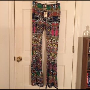 Raga Aztec patterned stretchy flare pant sz M
