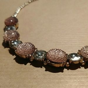 No label gold pink translucent necklace