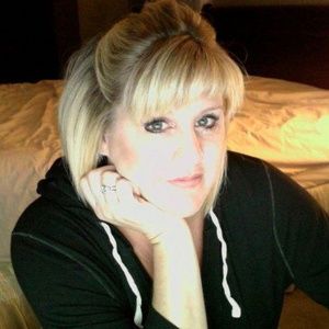 Meet your Posher, Marci