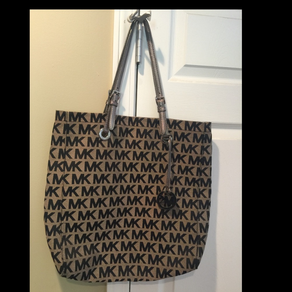 Michael Kors Tote Handbag black