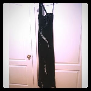 Betsy & Adam Size 4 Black Sequin Dress