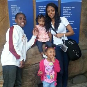 Meet your Posher, Crystal