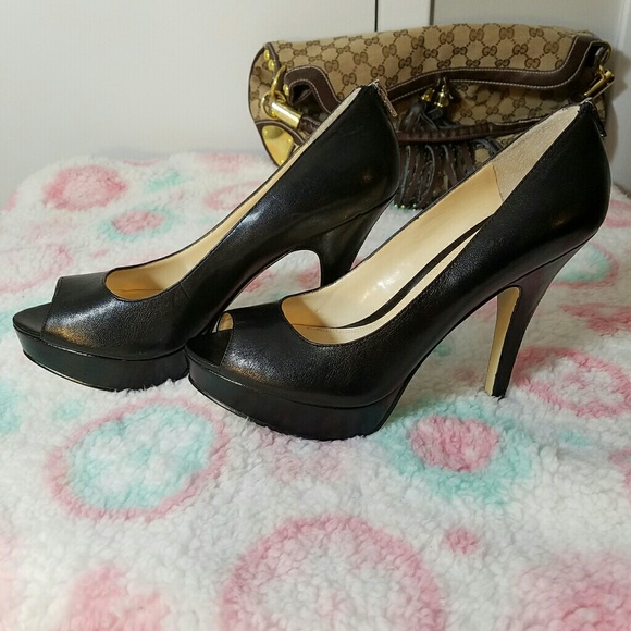 Enzo Angiolini Snippet Zipper Back Pumps - Picture 4 of 7