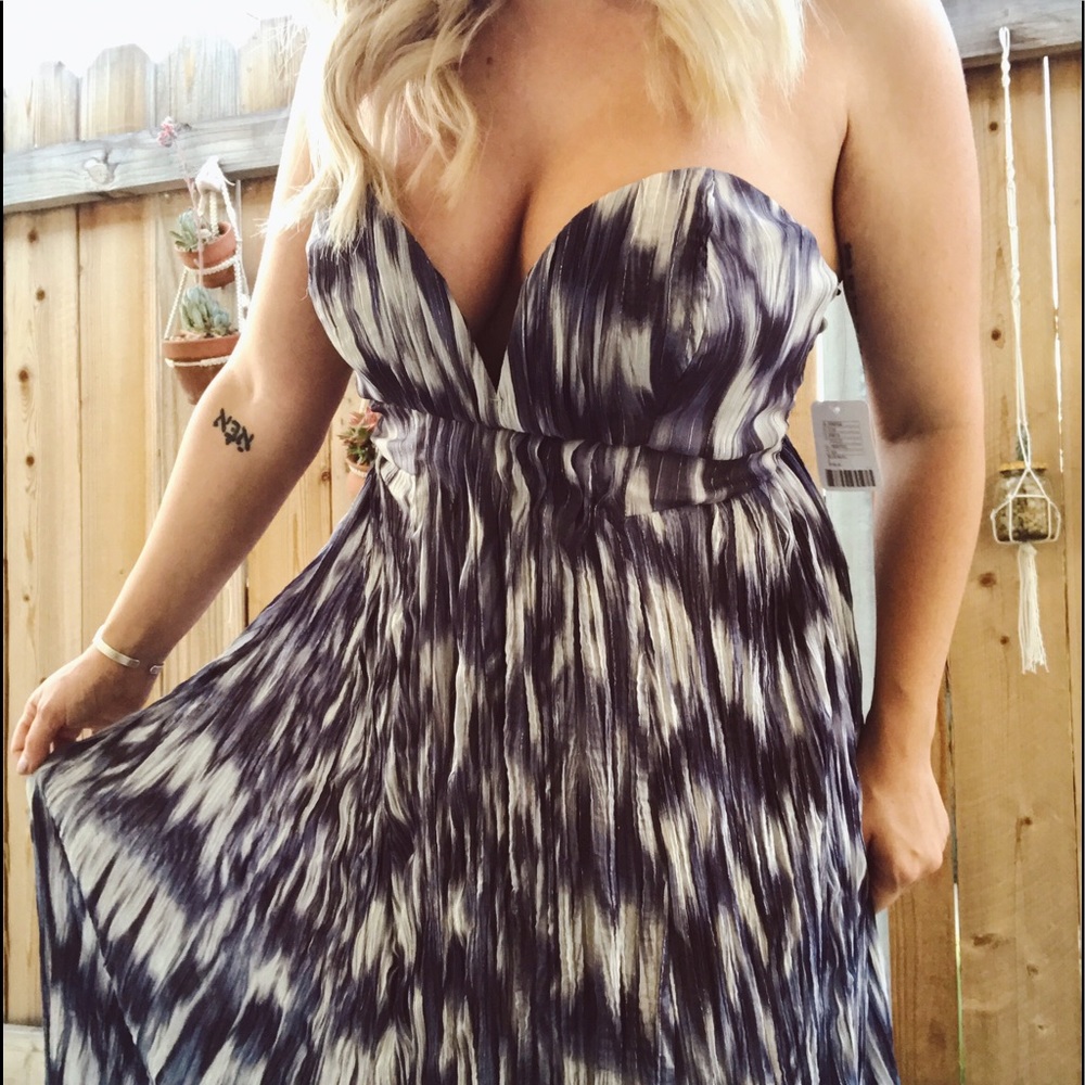 Kimchi blue gown