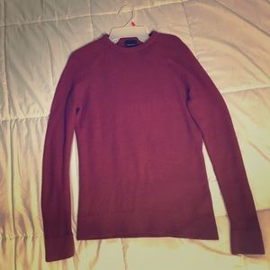 Light weight sweater from h and m in a nice red