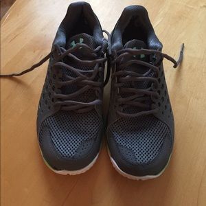 NEW Under Armour Micro G Training Shoes