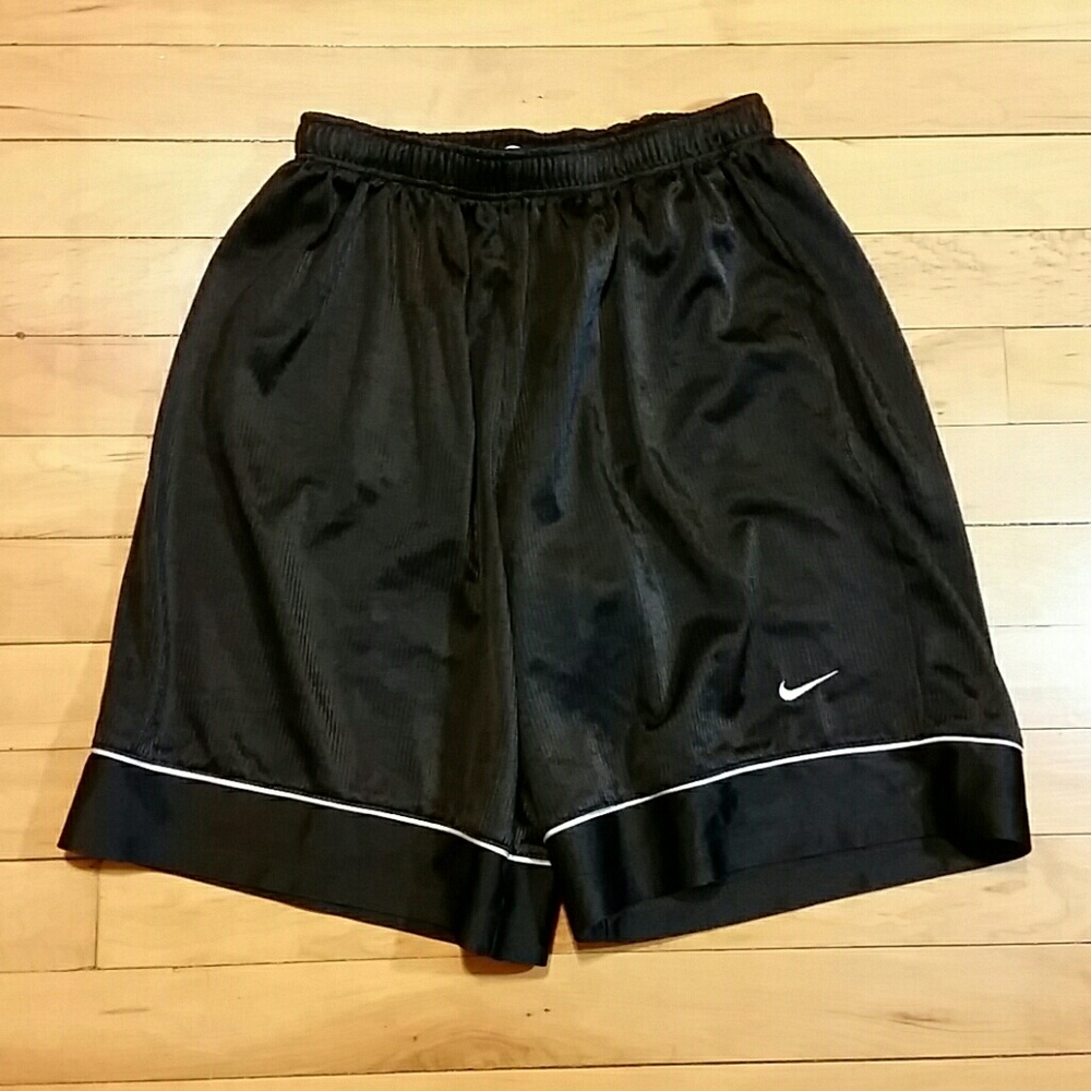 Nike Kids Athletic Short Size L