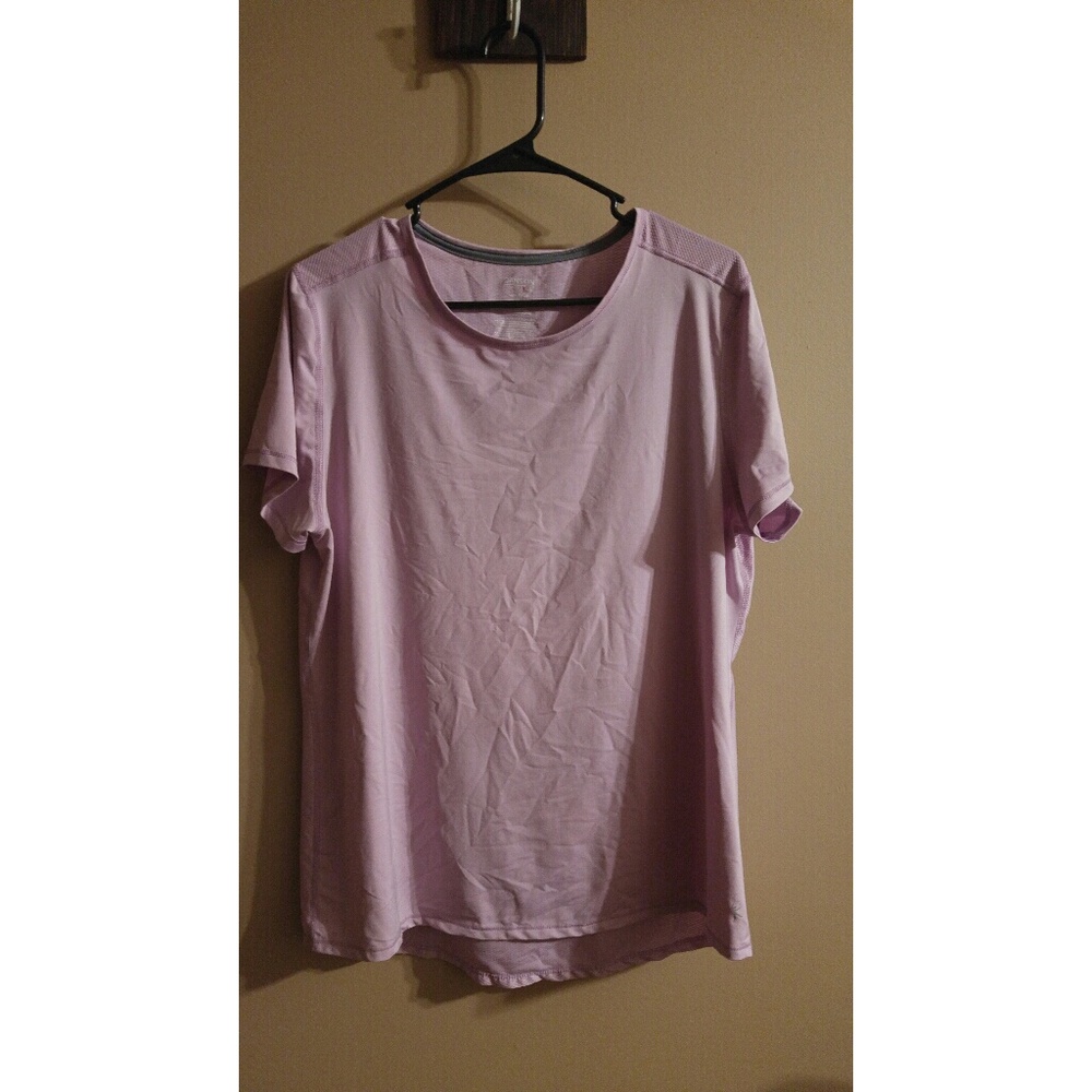 Danskin t-shirt