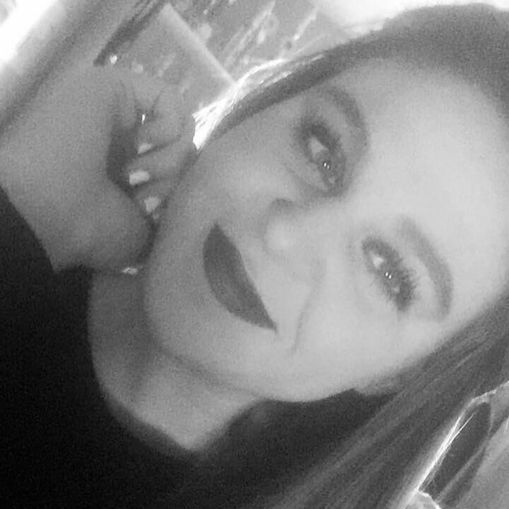 Meet your Posher, Taylor-olivia