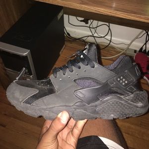 Nike air hurrachies