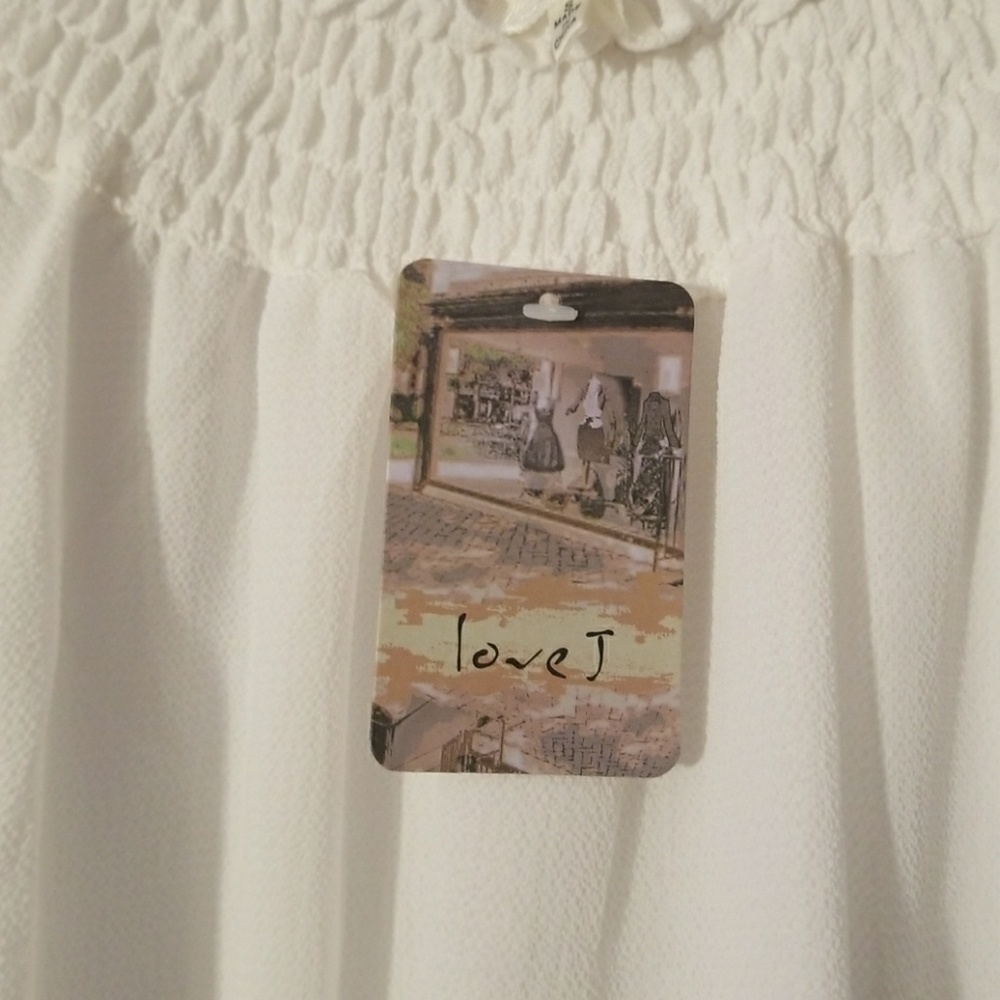 Top - Picture 2 of 4