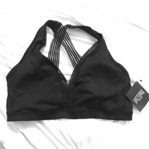 VICTORIA SPORT cross backed sports bra