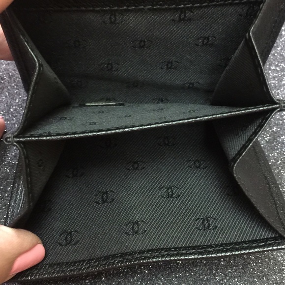 ‼️🚨SOLD-AUTHENTIC CHANEL WALLET-SOLD🚨‼️🎉🎈🎊🥳 - Picture 6 of 8
