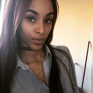 Meet your Posher, Lee