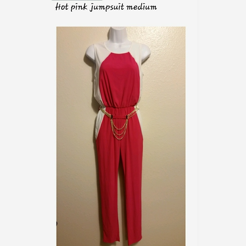 **Host Pick*Beautiful hot pink gold chain jumpsuit
