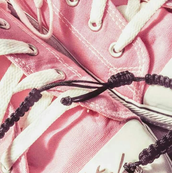 Pink - Picture 1 of 2