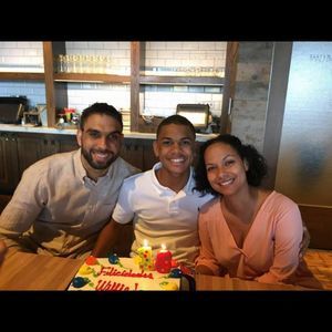 Meet your Posher, Wilfredo