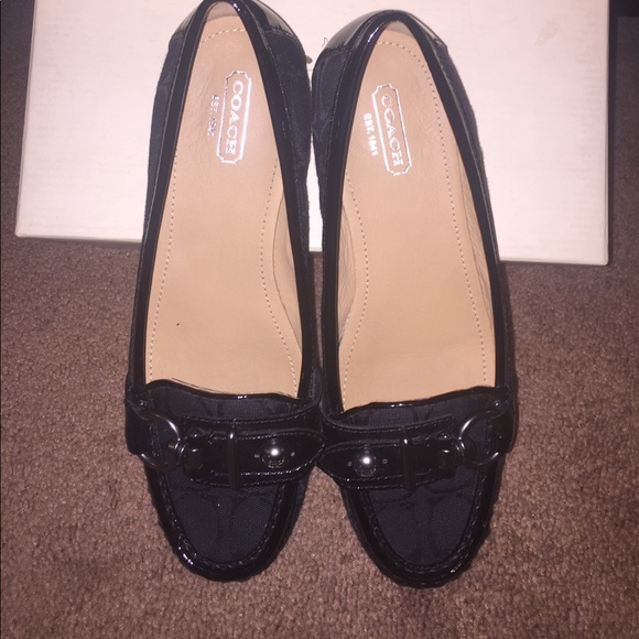 Coach Elkie Loafer - Picture 2 of 4