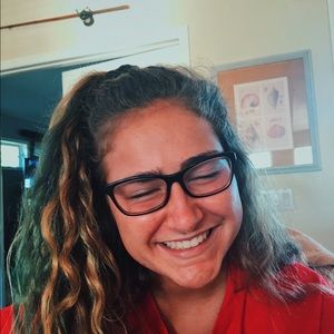 Meet your Posher, Victoria