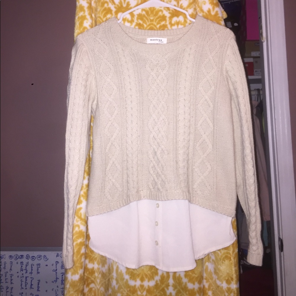 Super cute tan knitted sweater