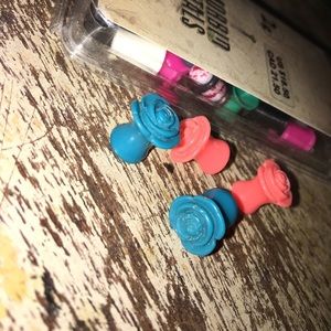 Rose Gages 2 pair size 0