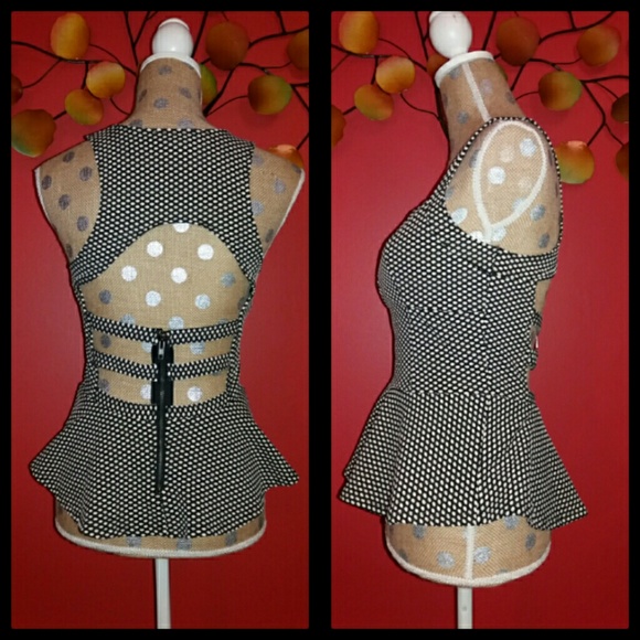 Polka Dot Print Peplum Top - Picture 2 of 4