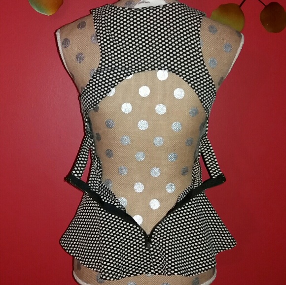 Polka Dot Print Peplum Top - Picture 4 of 4