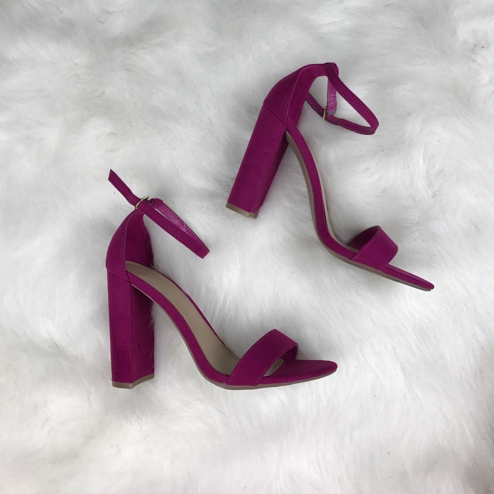 Chunky Violet heels
