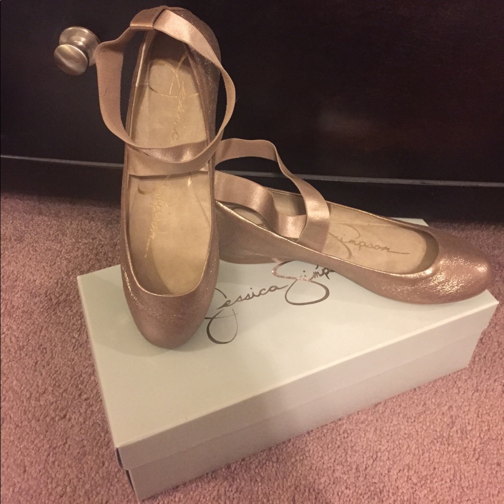 Jessica Simpson Manday Flats