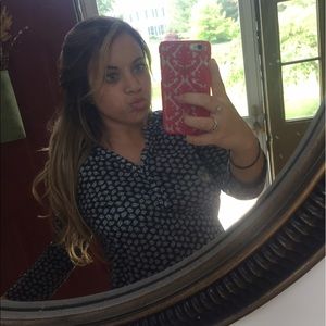 Meet your Posher, Claire