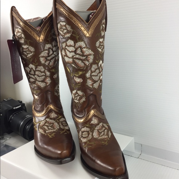 LUCCHESE BOOTS - Picture 1 of 5