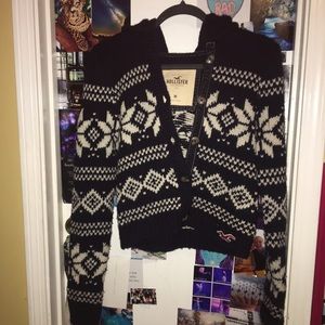 Cropped Hollister Sweater w/ Hood